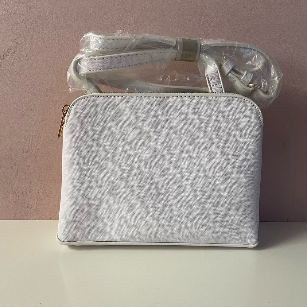 Francesca’s White Faux Leather Double-Compartment Crossbody Bag NWT